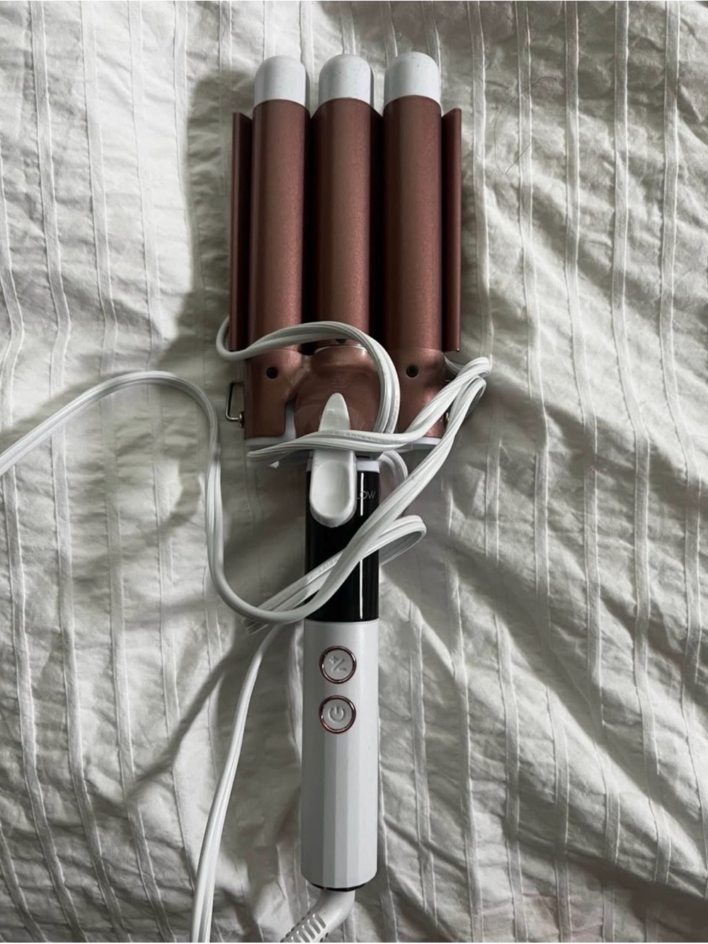 Triple Barrel Curling Iron in White and Rose Gold - Unbranded